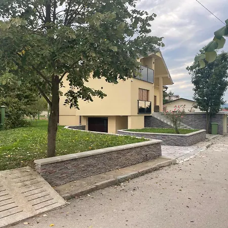 Вилла Family Trapisti