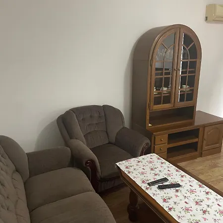 Вилла Family Trapisti