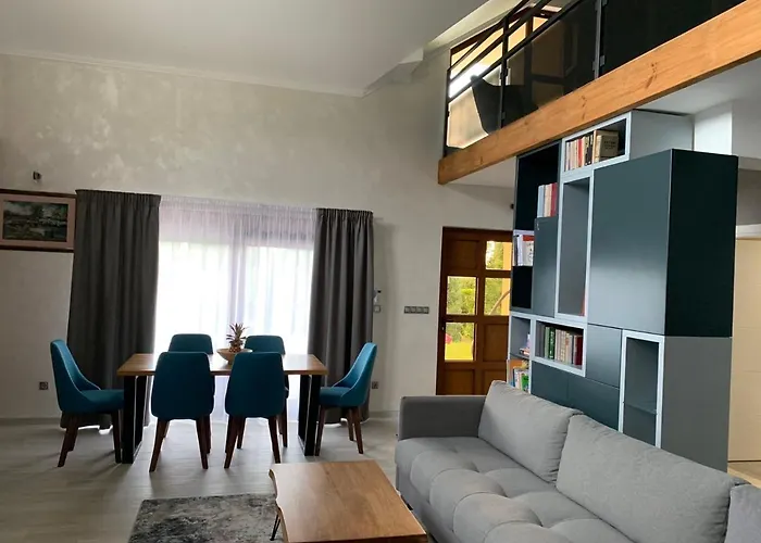 Family Trapisti Villa *